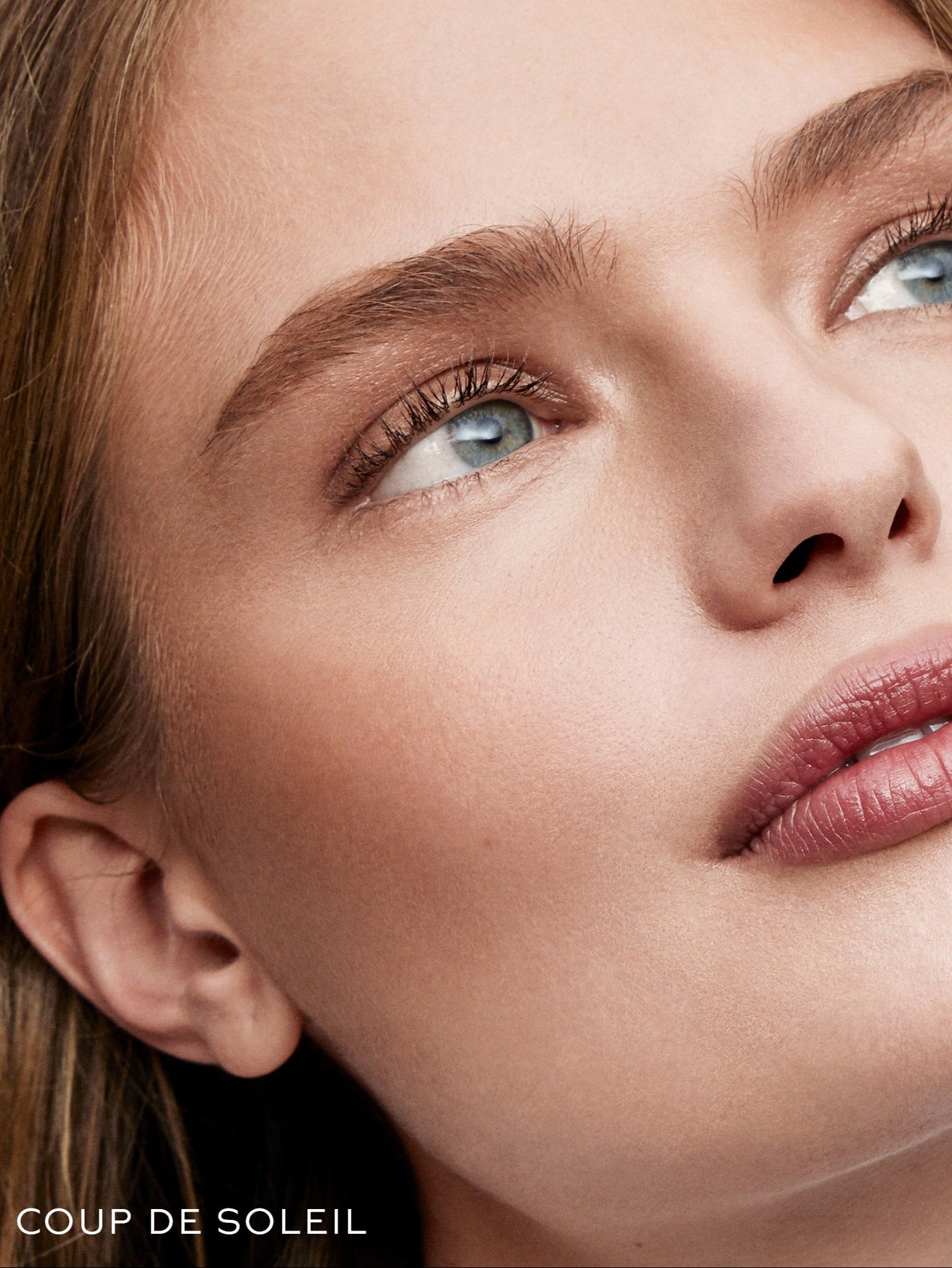 WESTMAN ATELIER Beauty Butter Powder Bronzer in Coup de Soleil Model Image