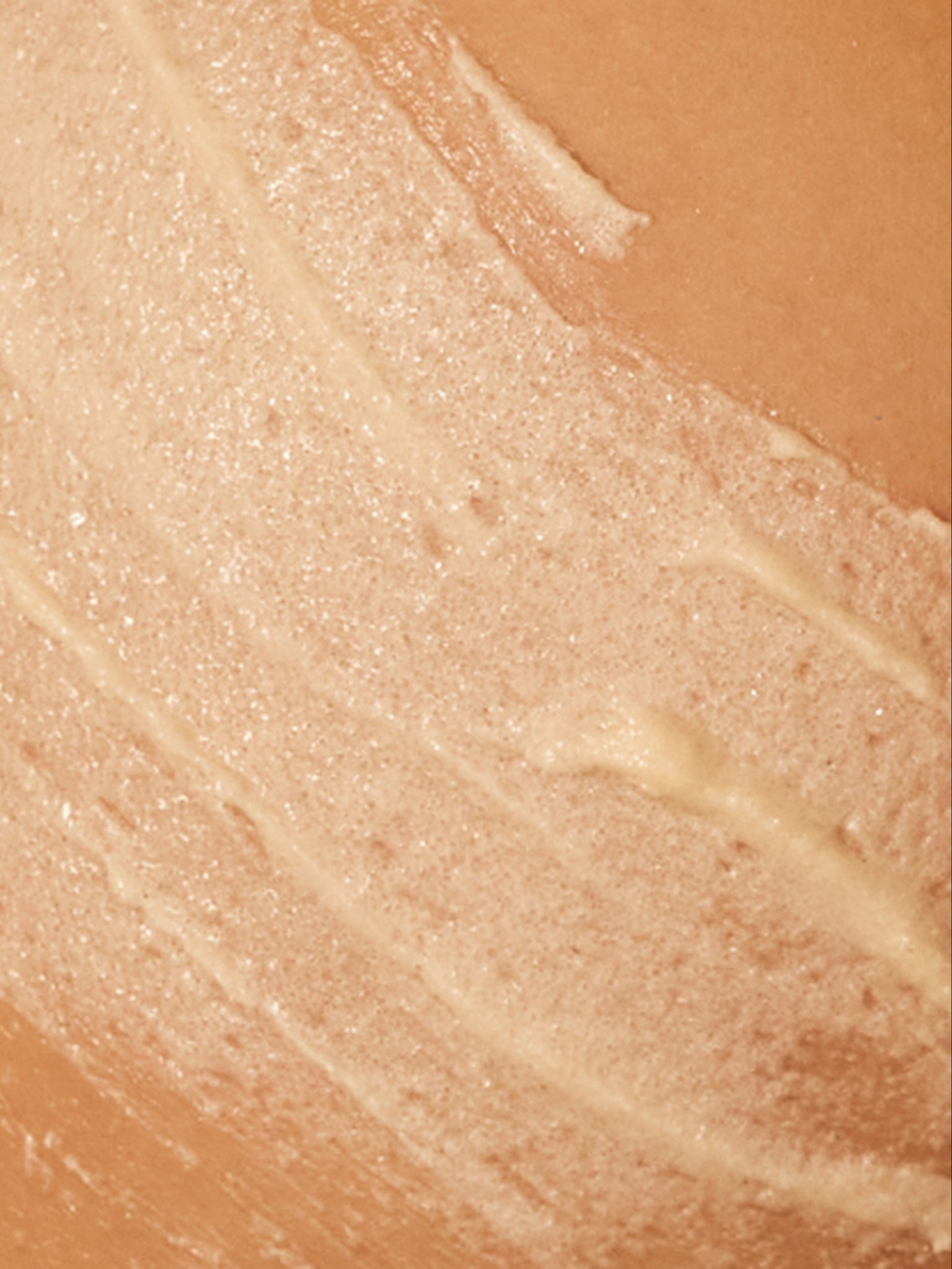 GOOP BEAUTY Microderm Instant Glow Body Polish Texture