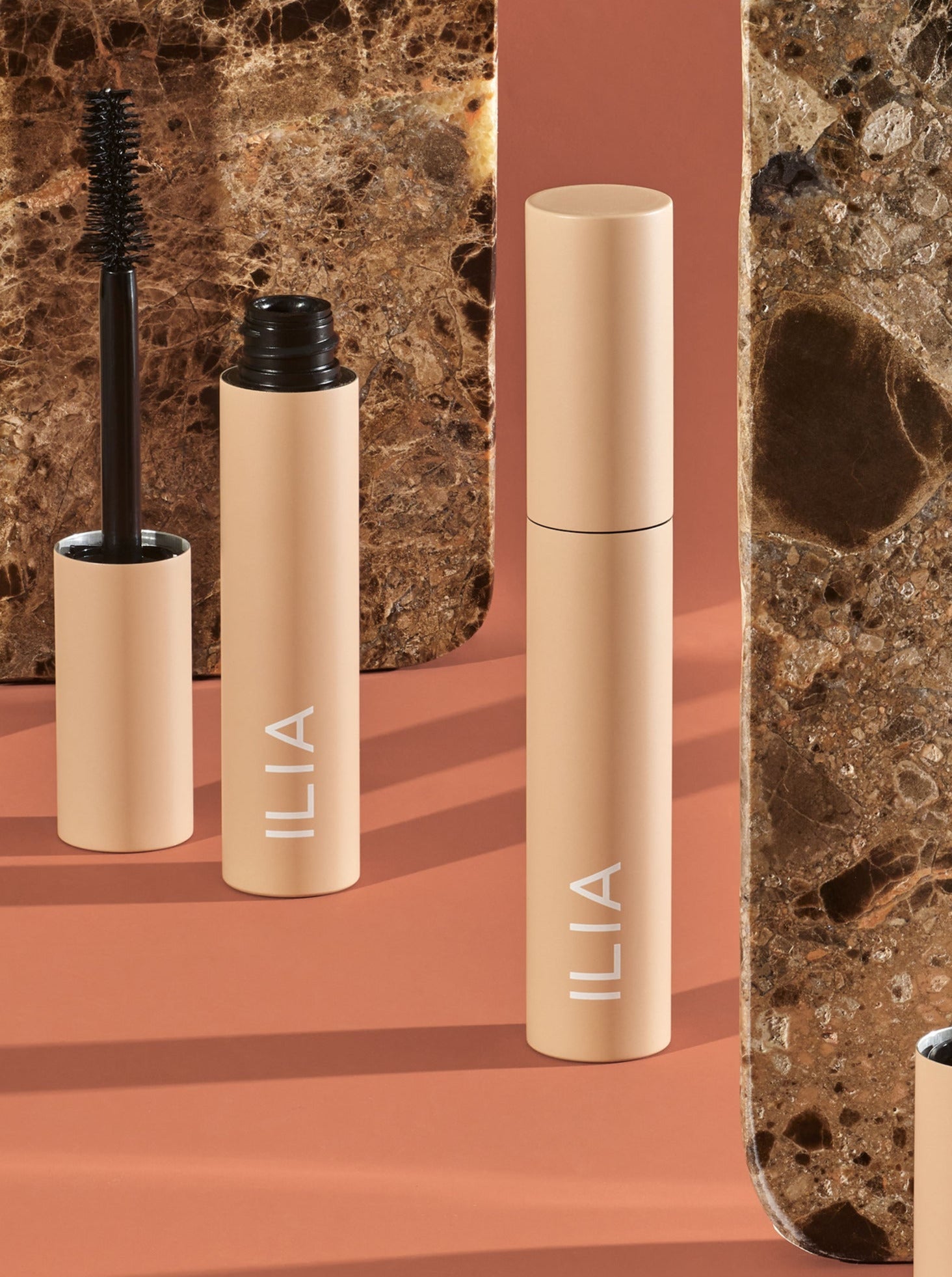 ILIA BEAUTY Fullest Volumizing Mascara