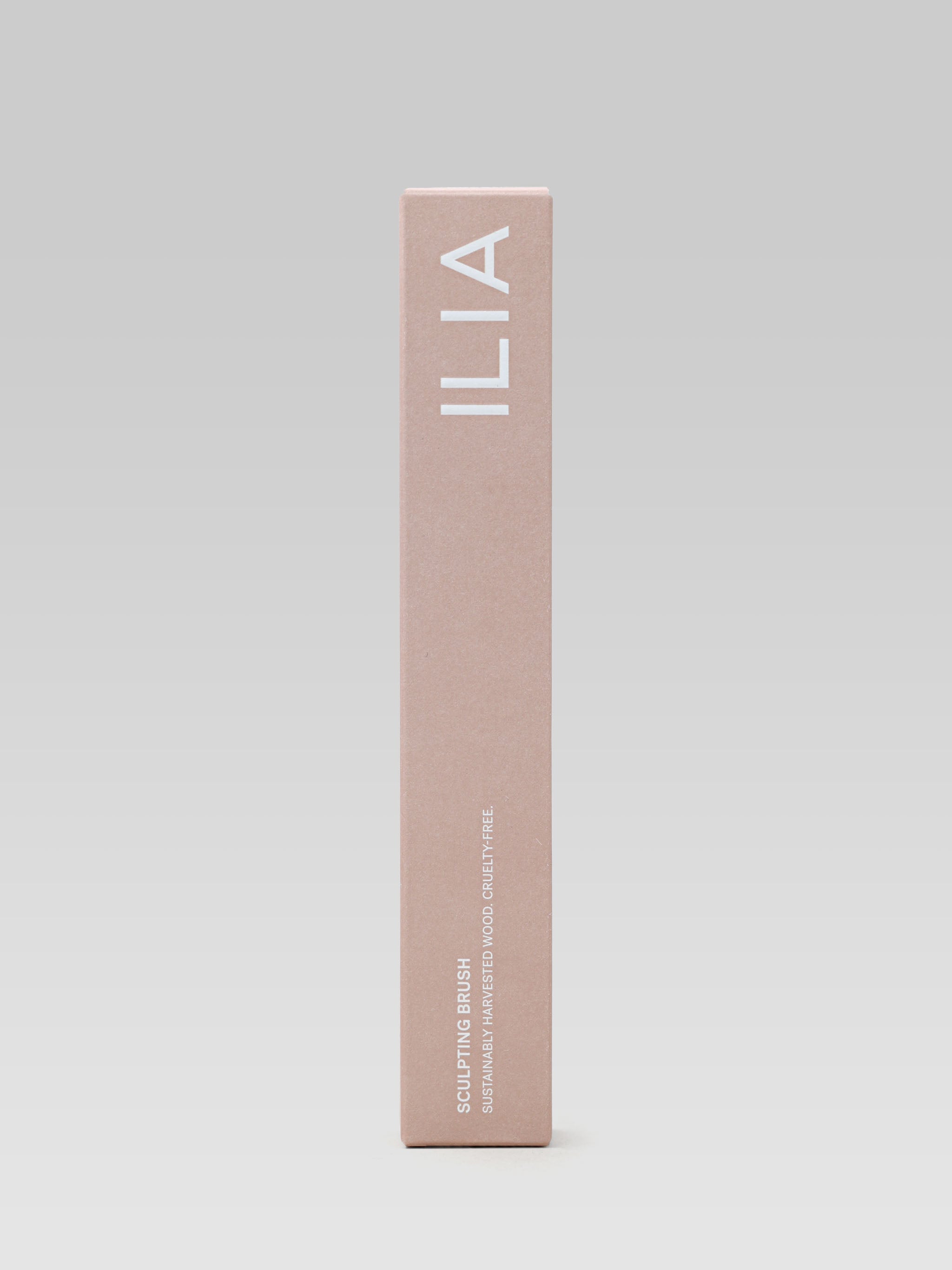 ILIA BEAUTY Sculpting Brush packaging