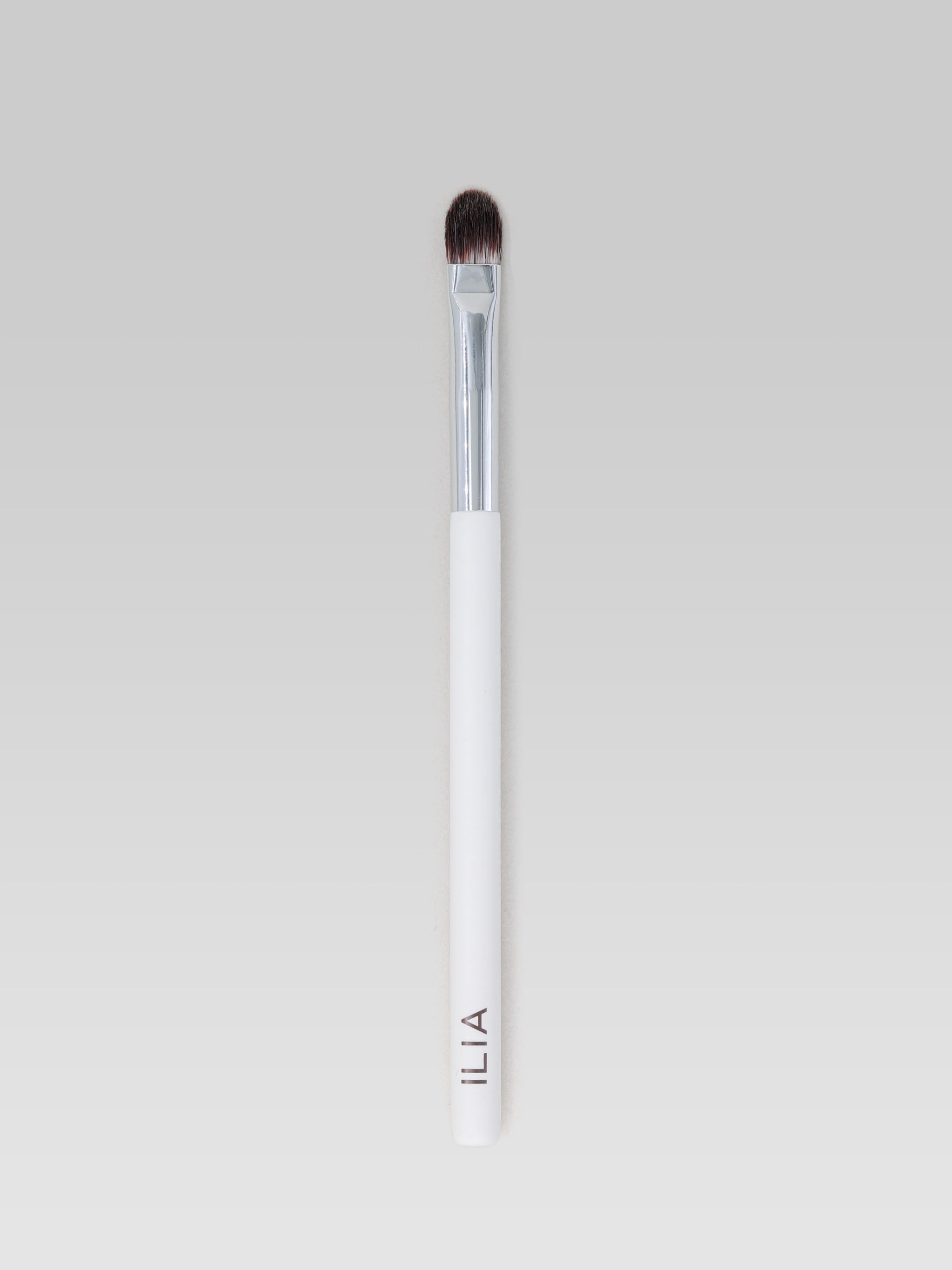 ILIA BEAUTY Shadow Brush product shot
