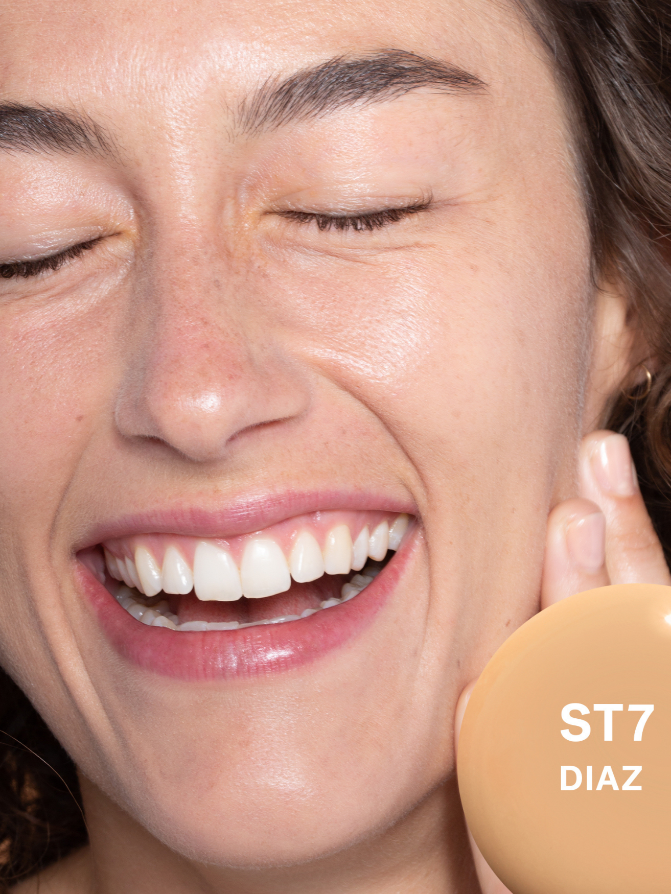 ILIA BEAUTY Super Serum Skin Tint SPF 30 in Diaz Model Image