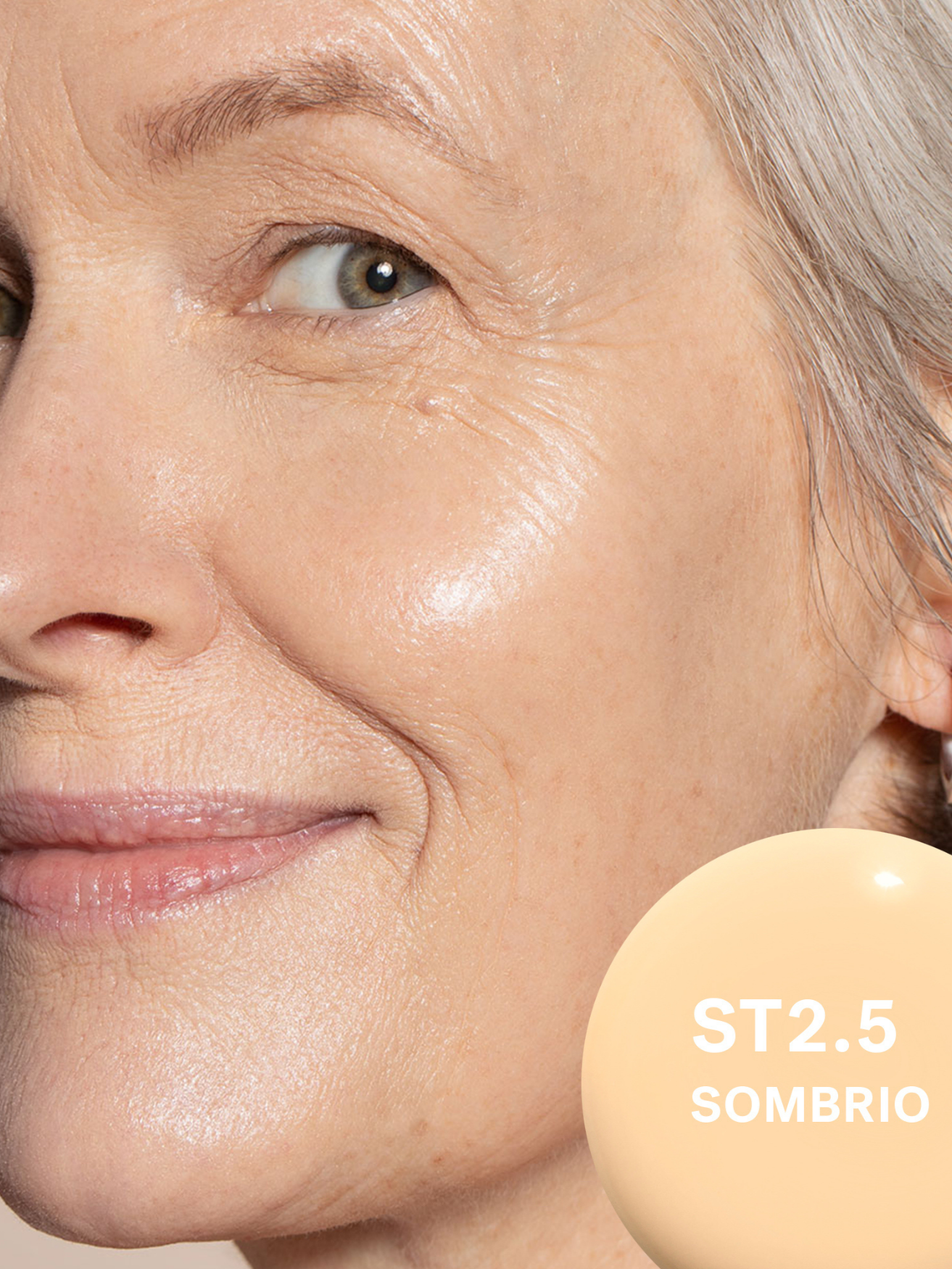 ILIA BEAUTY Super Serum Skin Tint SPF 30 in Sombrio Model Image