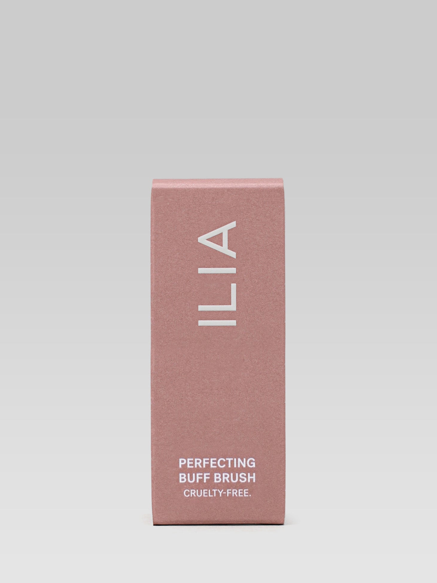 ILIA BEAUTY Perfecting Buff Brush packaging