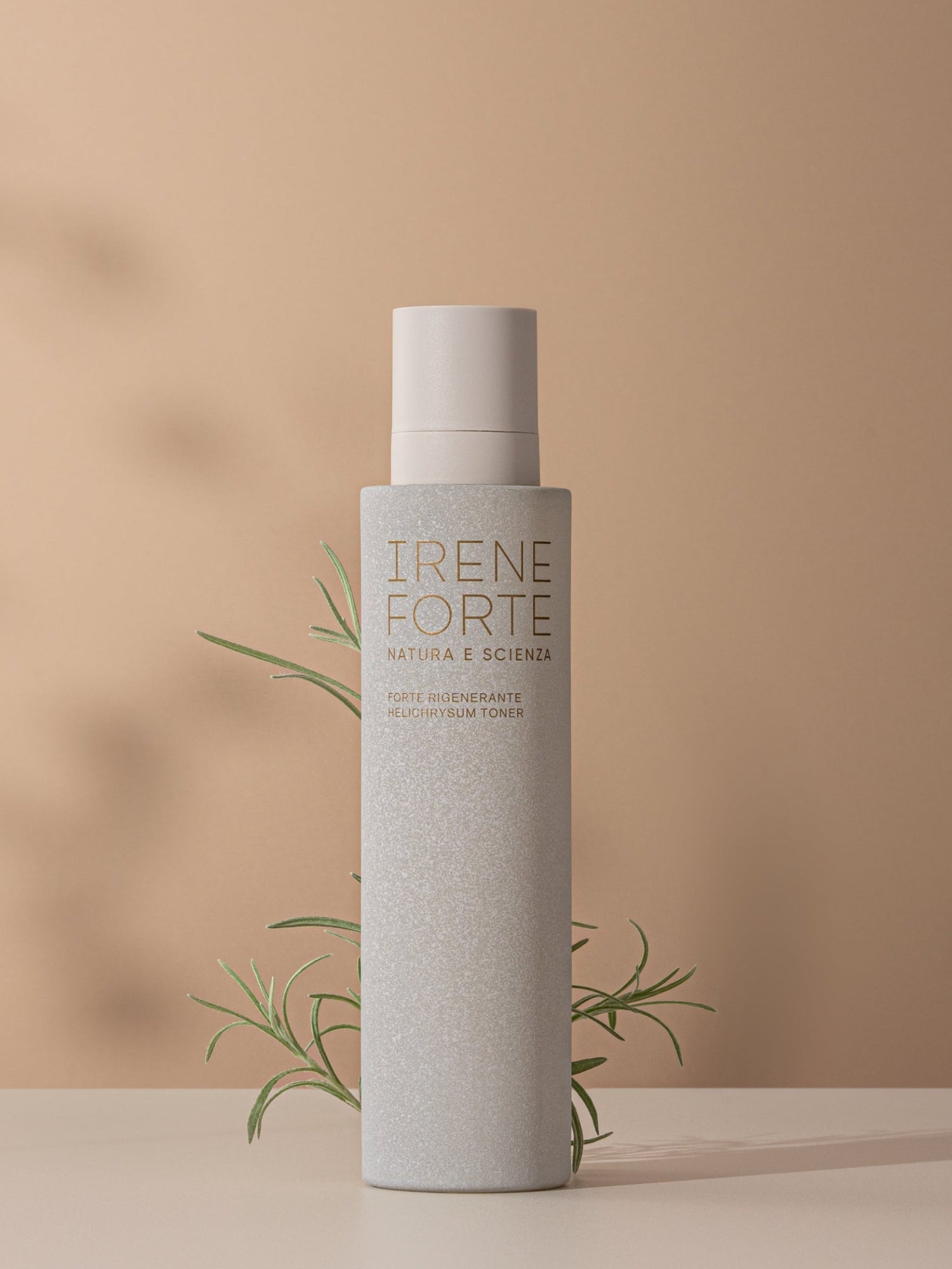 IRENE FORTE Helichrysum Hydrating Toner with botanical elements