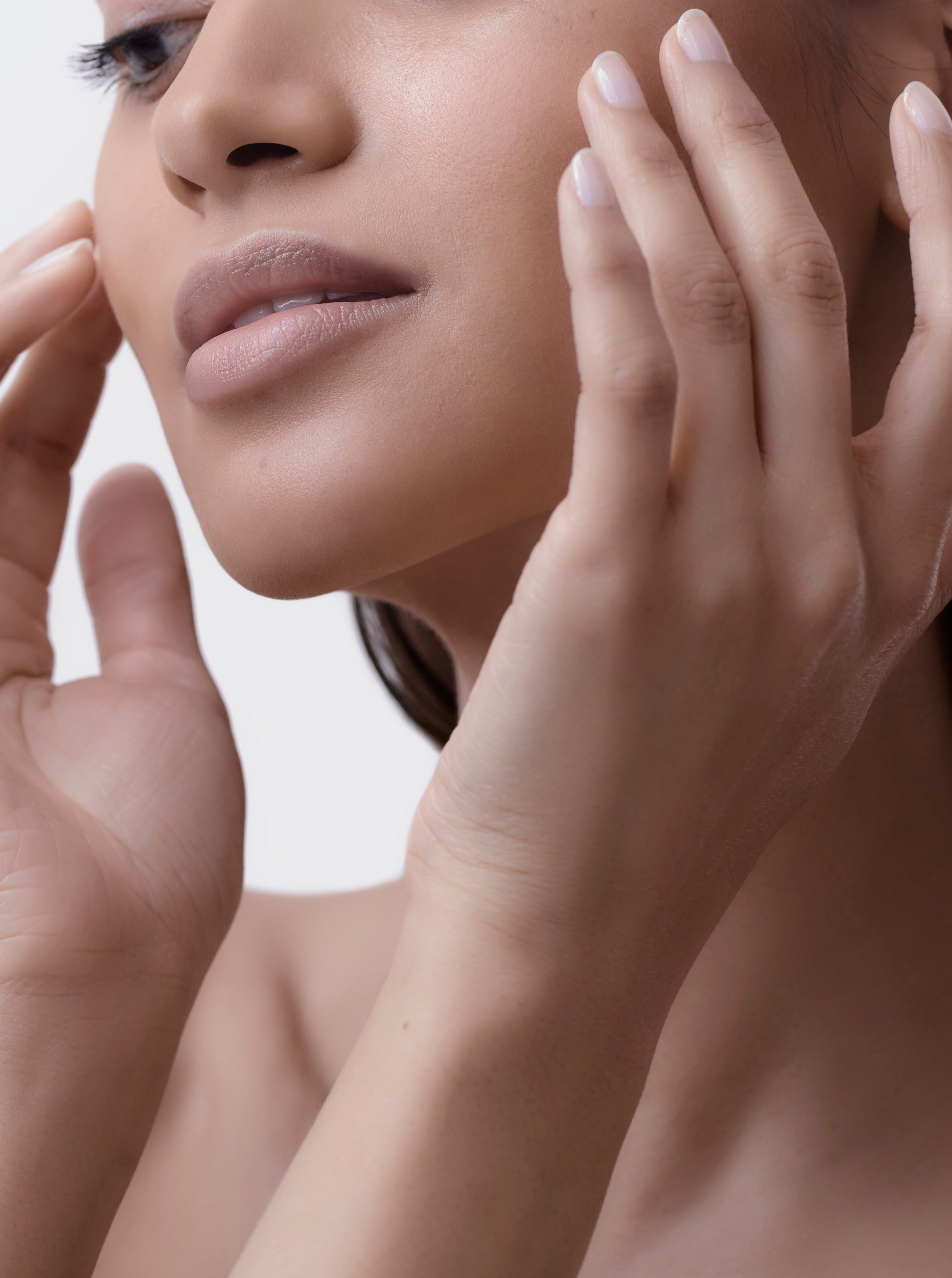 Prof Dr Steinkraus Hand Cream lifestyle picture