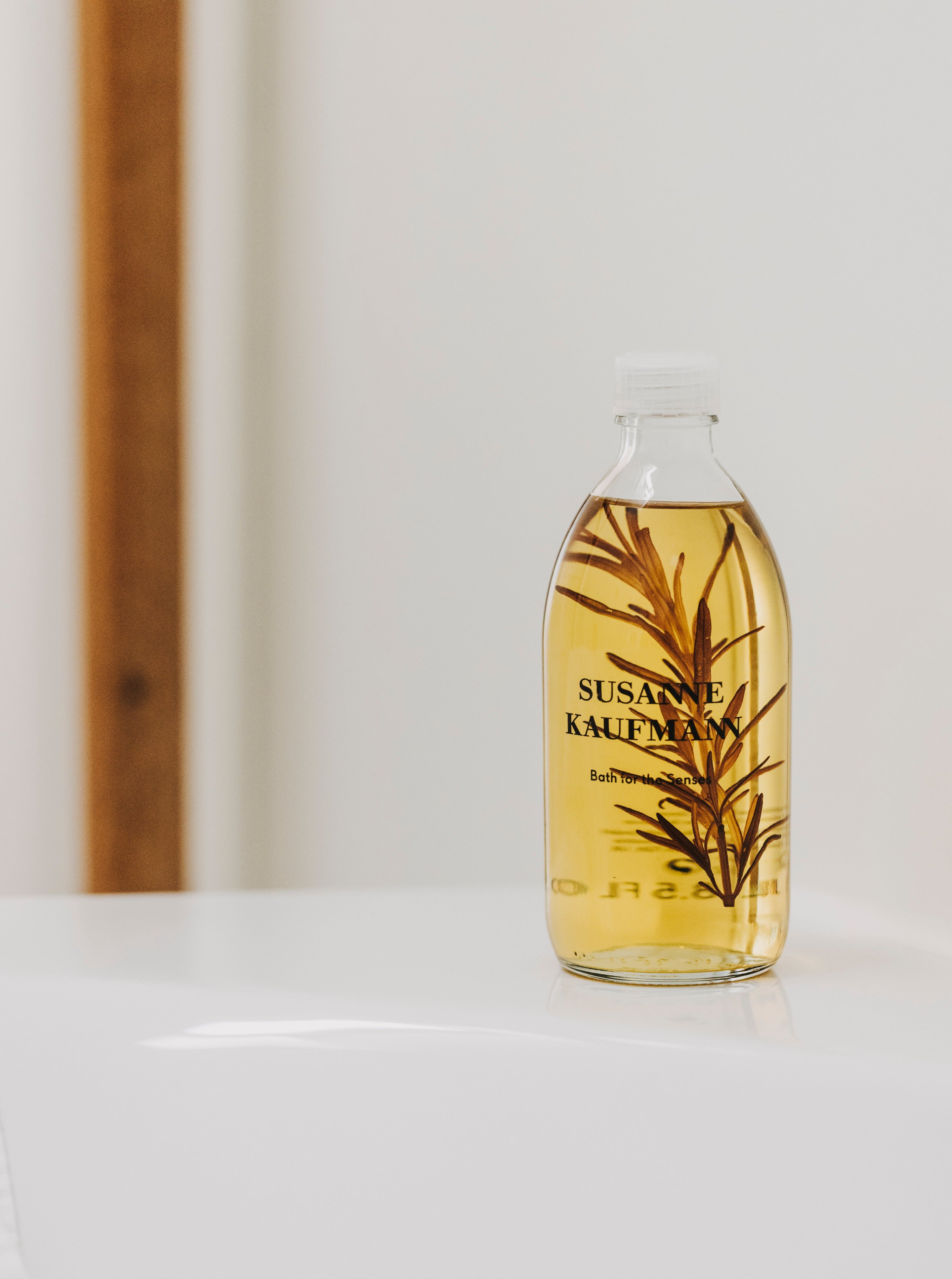 Susanne Kaufmann Mountain Pine Bath mood picture