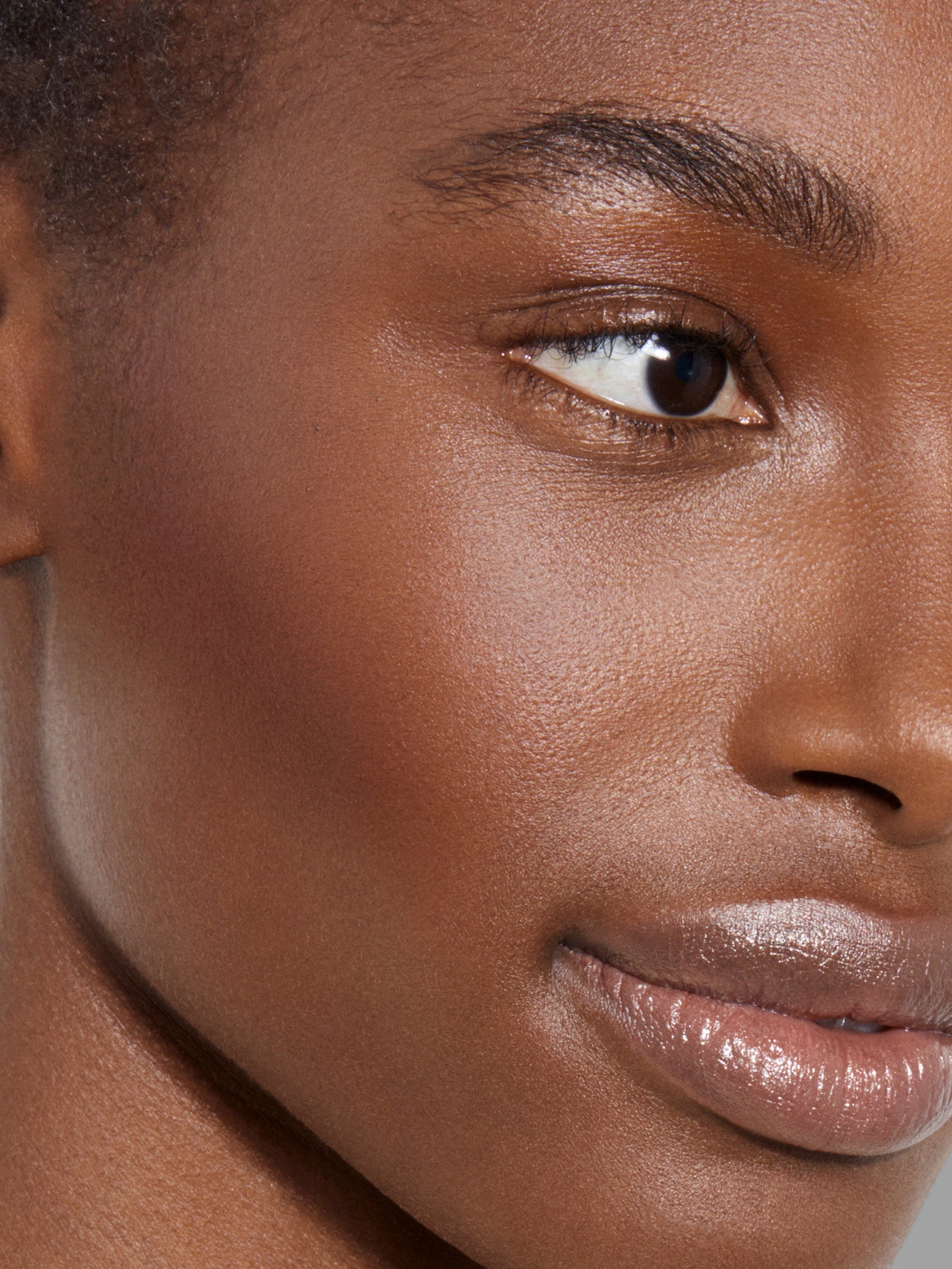 WESTMAN ATELIER Face Trace Contour Stick in Ganache Model Image