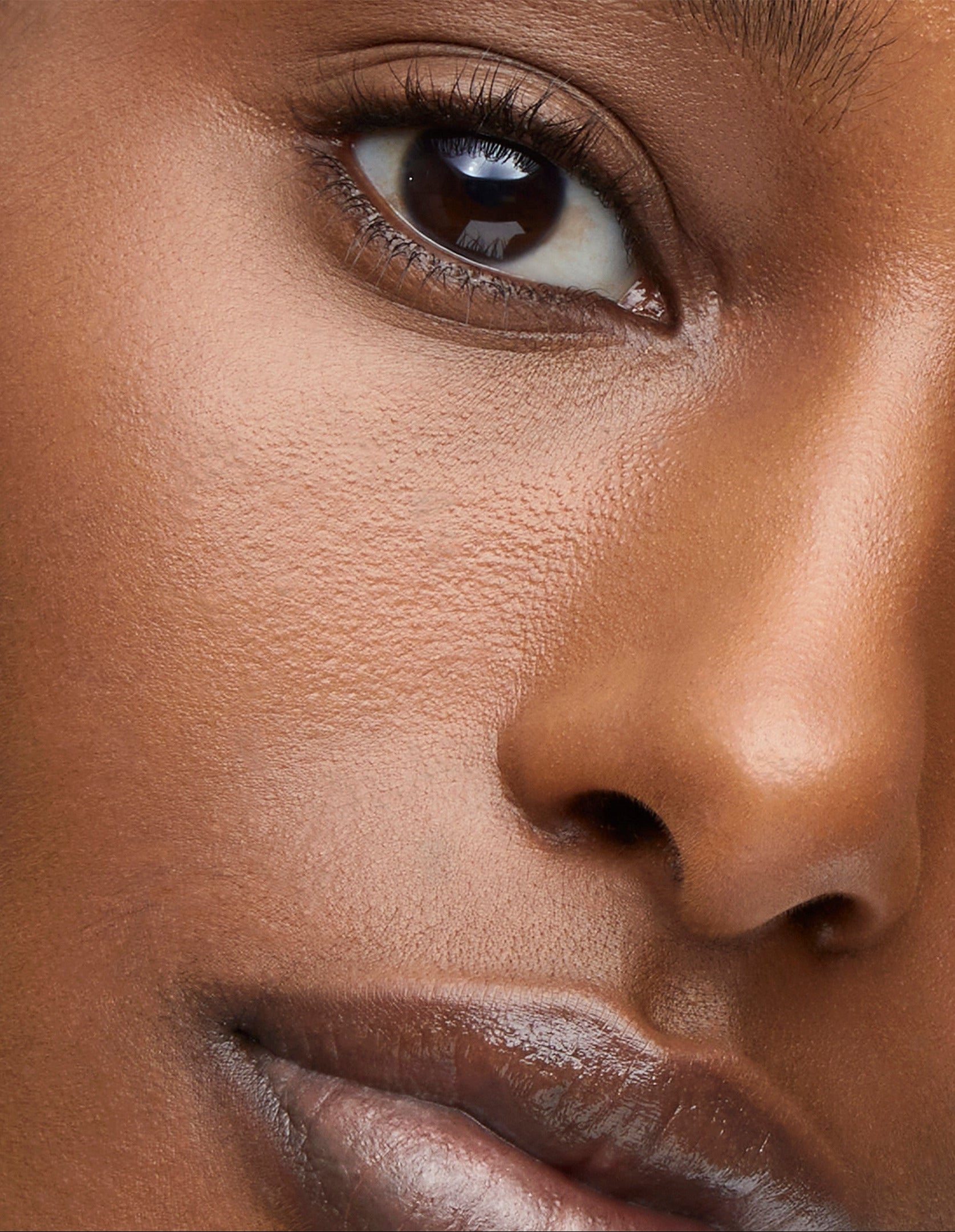 WestmanAtelier Vital Skin Foundation Stick in Atelier XI.5 Model Image