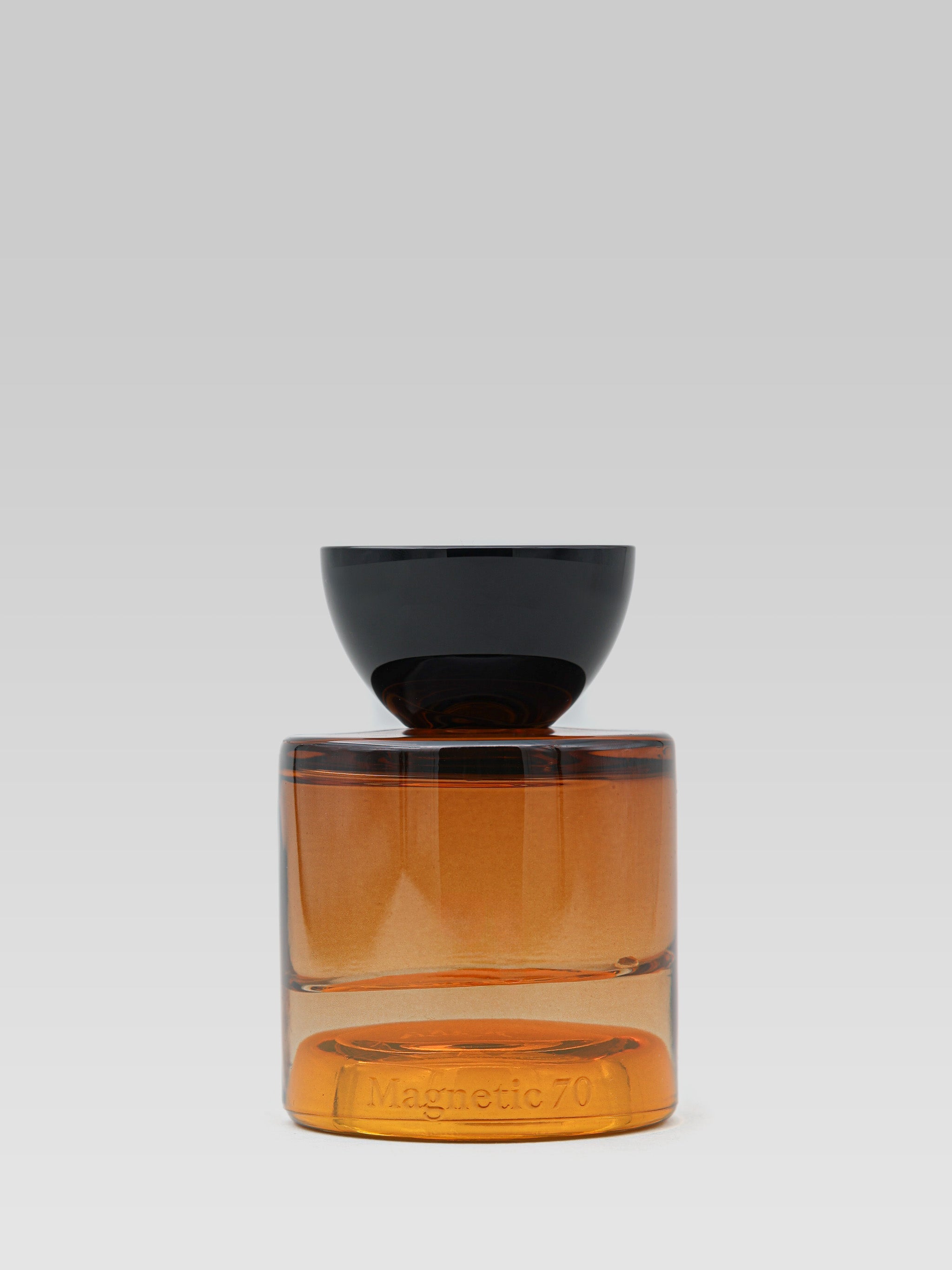 Product shot of Vyrao Magnetic 70 Parfume Image greenlane