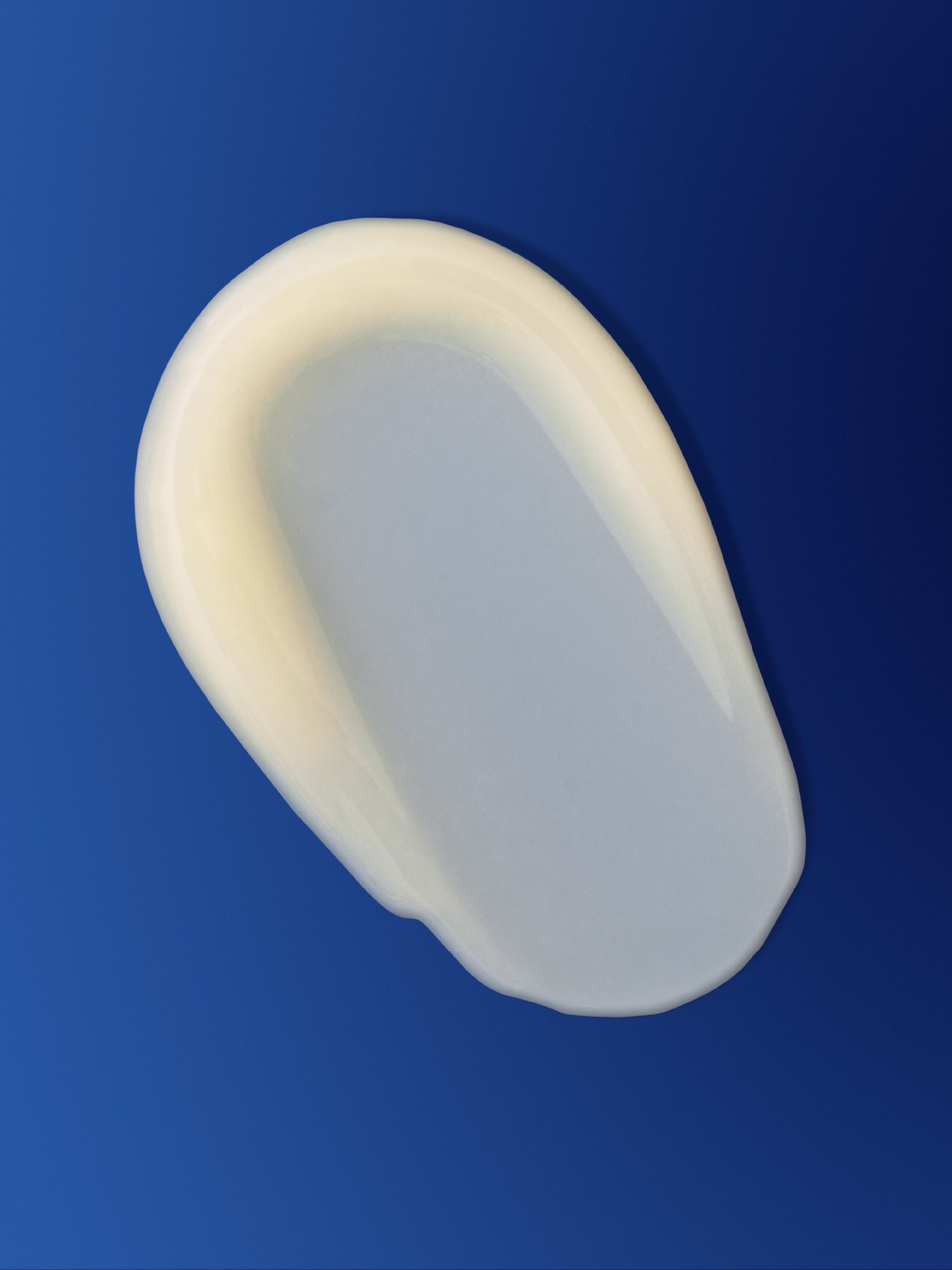 AUGUSTINUS BADER The Vitamin C Serum swatch
