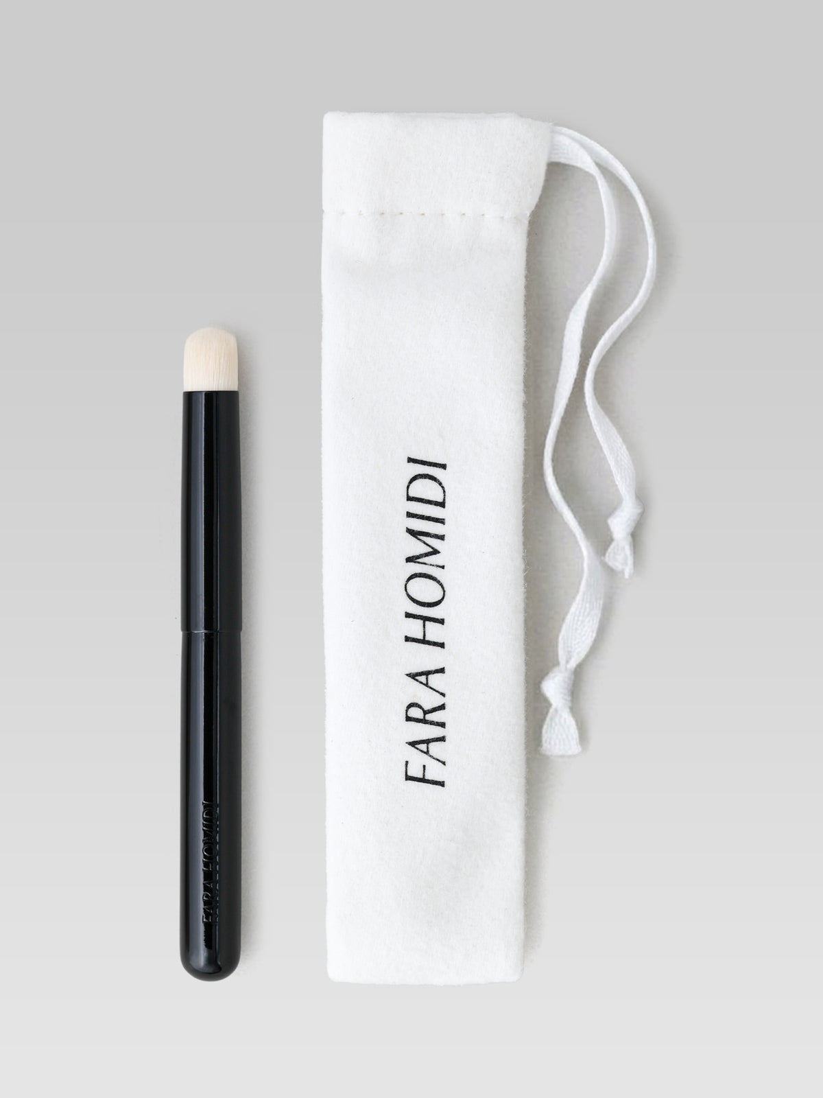 FARA HOMIDI Blur Brush product shot
