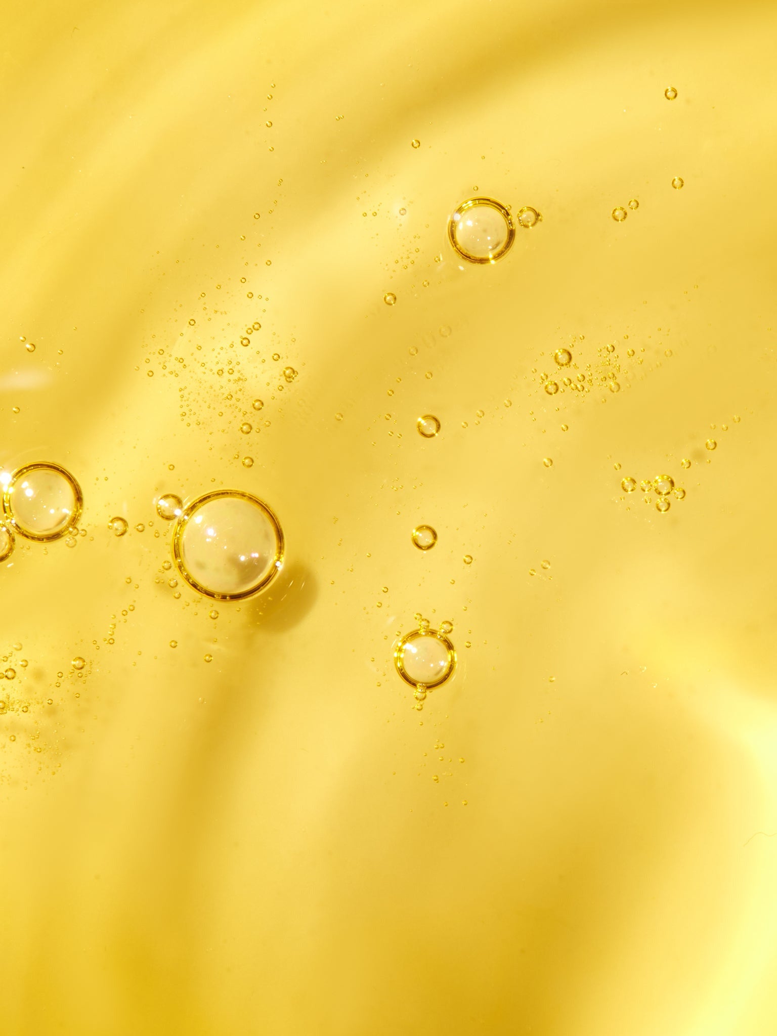 GOOP BEAUTY Afterglow Body Oil texture