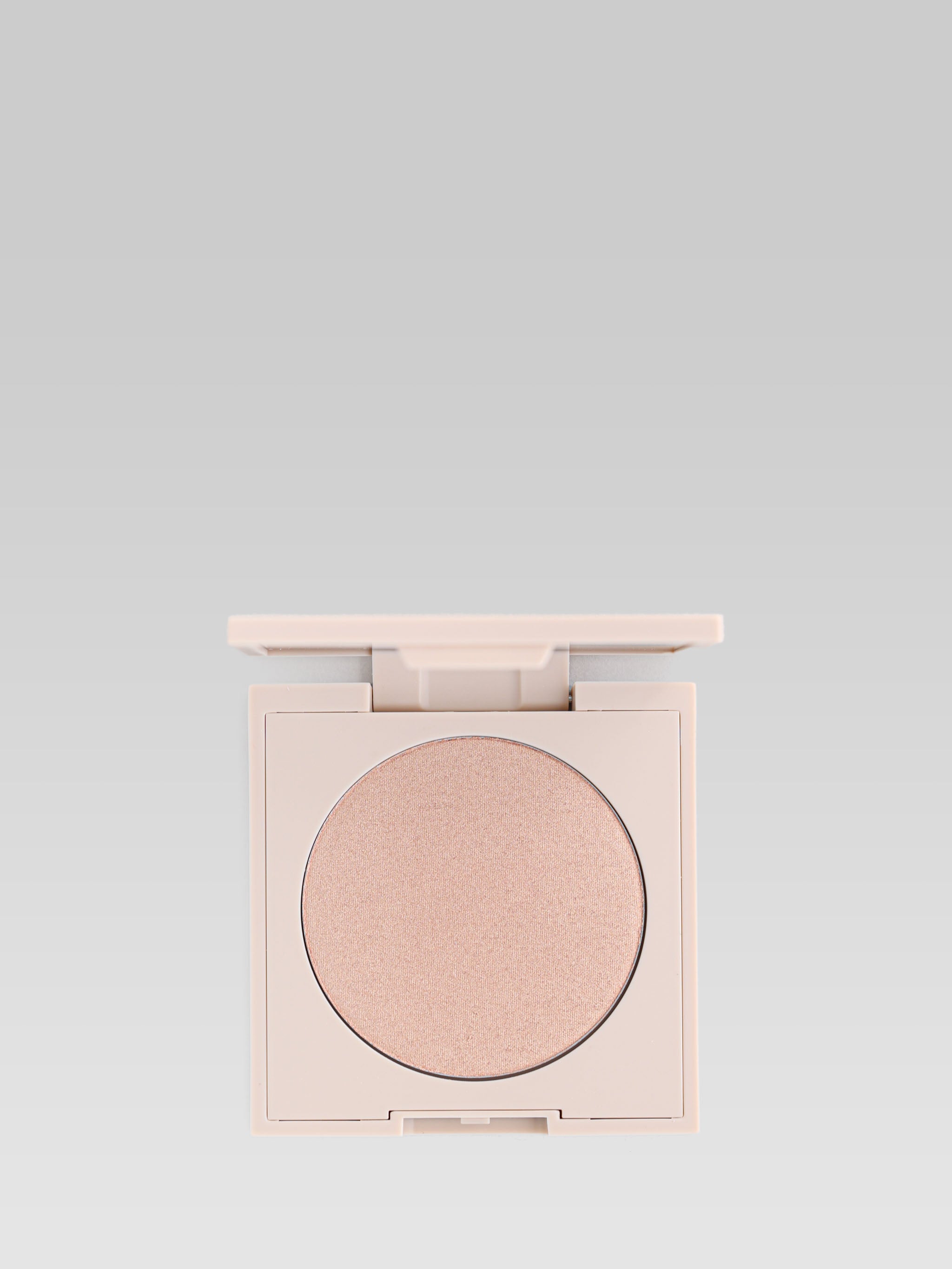 ILIA BEAUTY Day Lite Highlighting Powder in Starstruck product shot