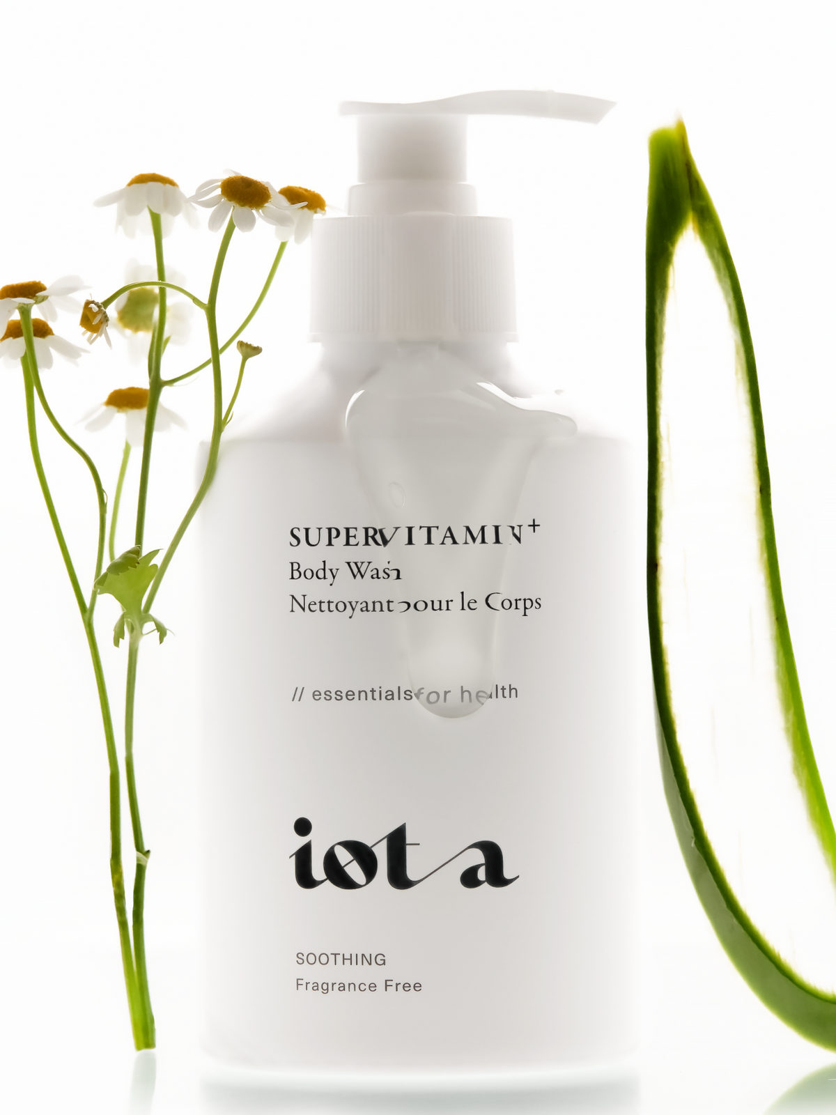 IOTA Supervitamin+ Body Wash Soothing with chamomile and aloe vera
