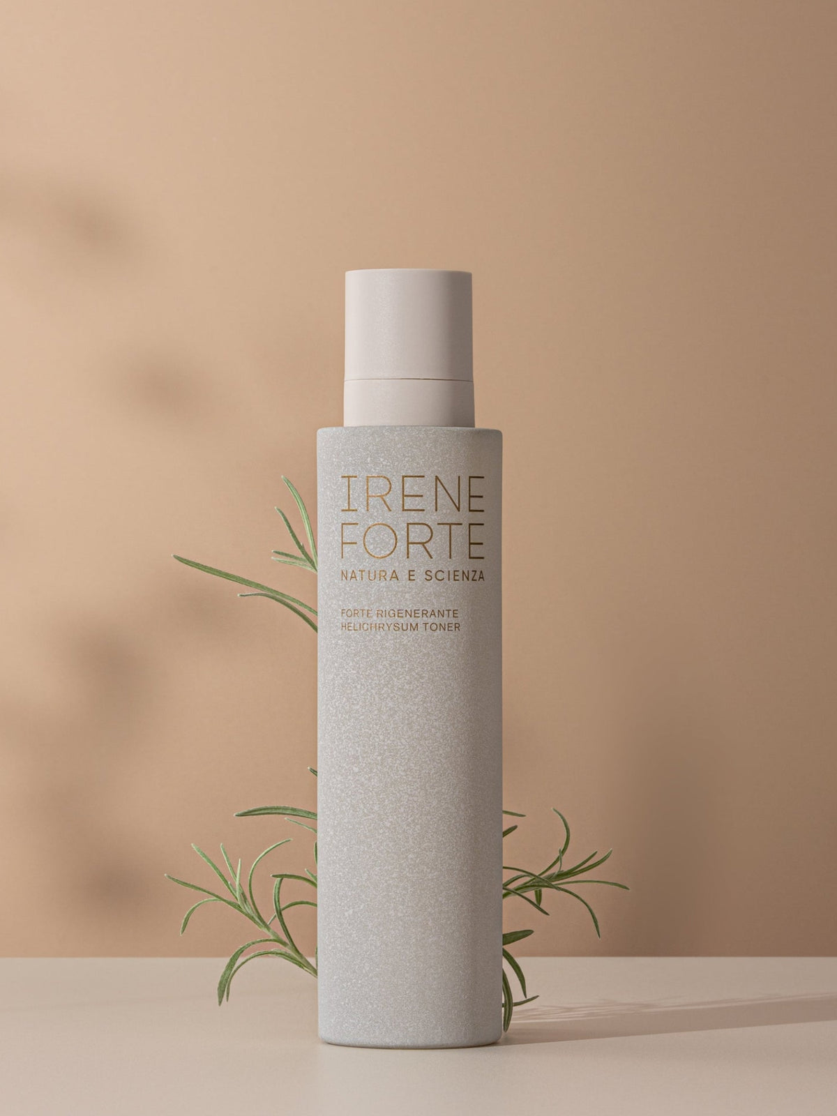 IRENE FORTE Helichrysum Hydrating Toner with botanical elements