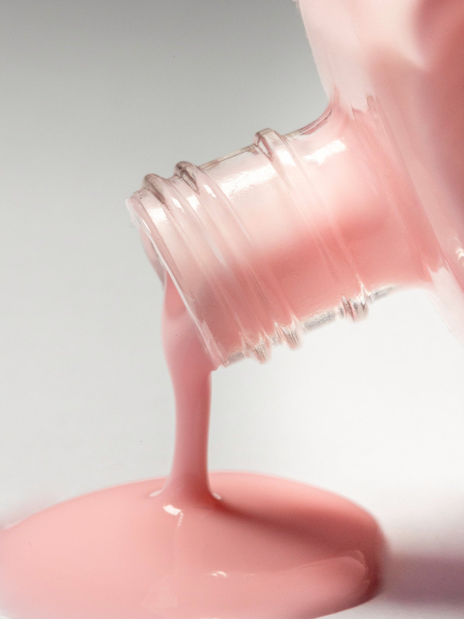 KAROLIN VAN LOON Rosé Doux pink nail polish texture