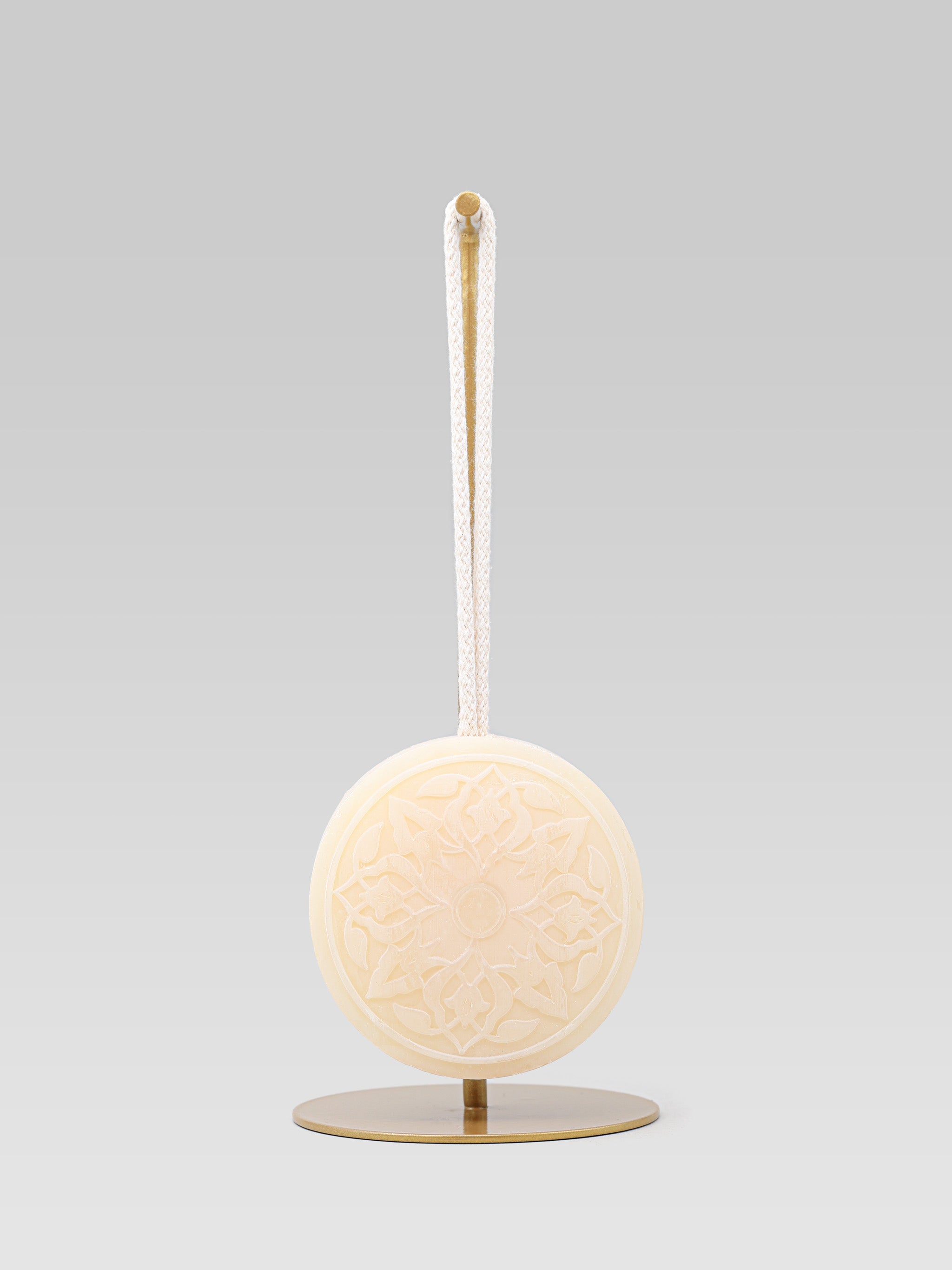 Senteurs dOrient Soap on a Rope Tea Flower 