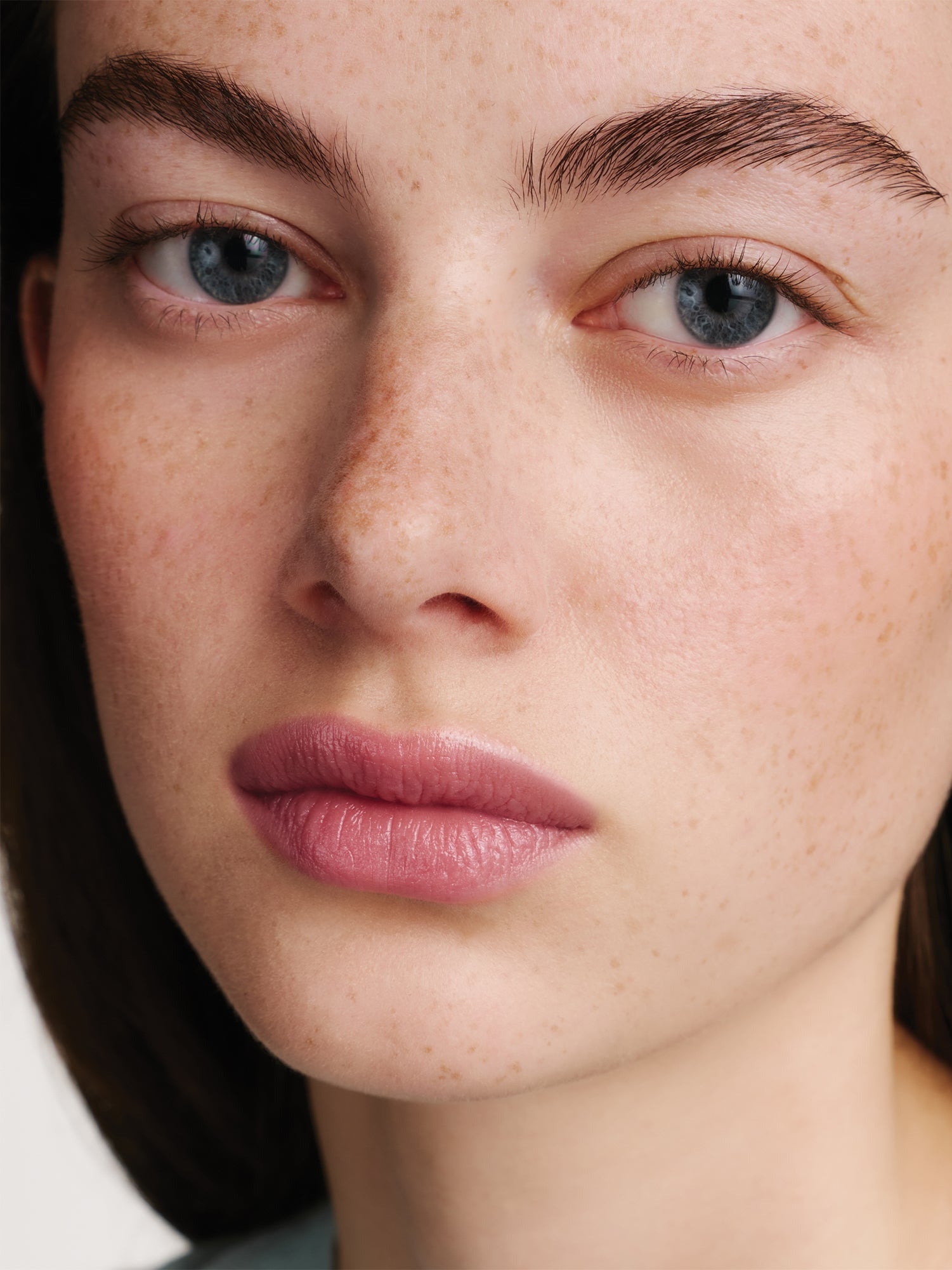 WESTMAN ATELIER HydroBalm Tinted Lipstick Ballerine Model