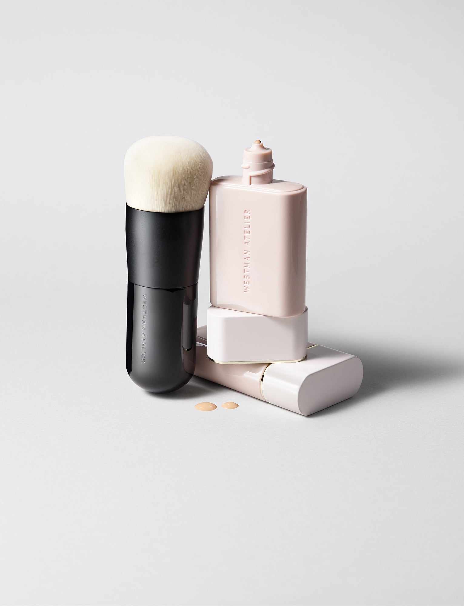 Westman Atelier Liquid Blender Brush