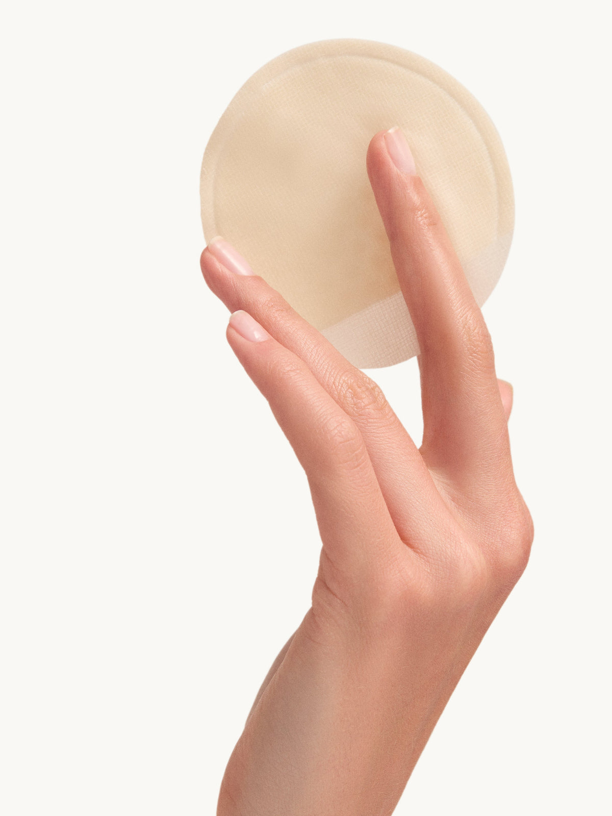 goop beauty 15% Glycolic Acid Overnight Glow Peel exfoliating pad
