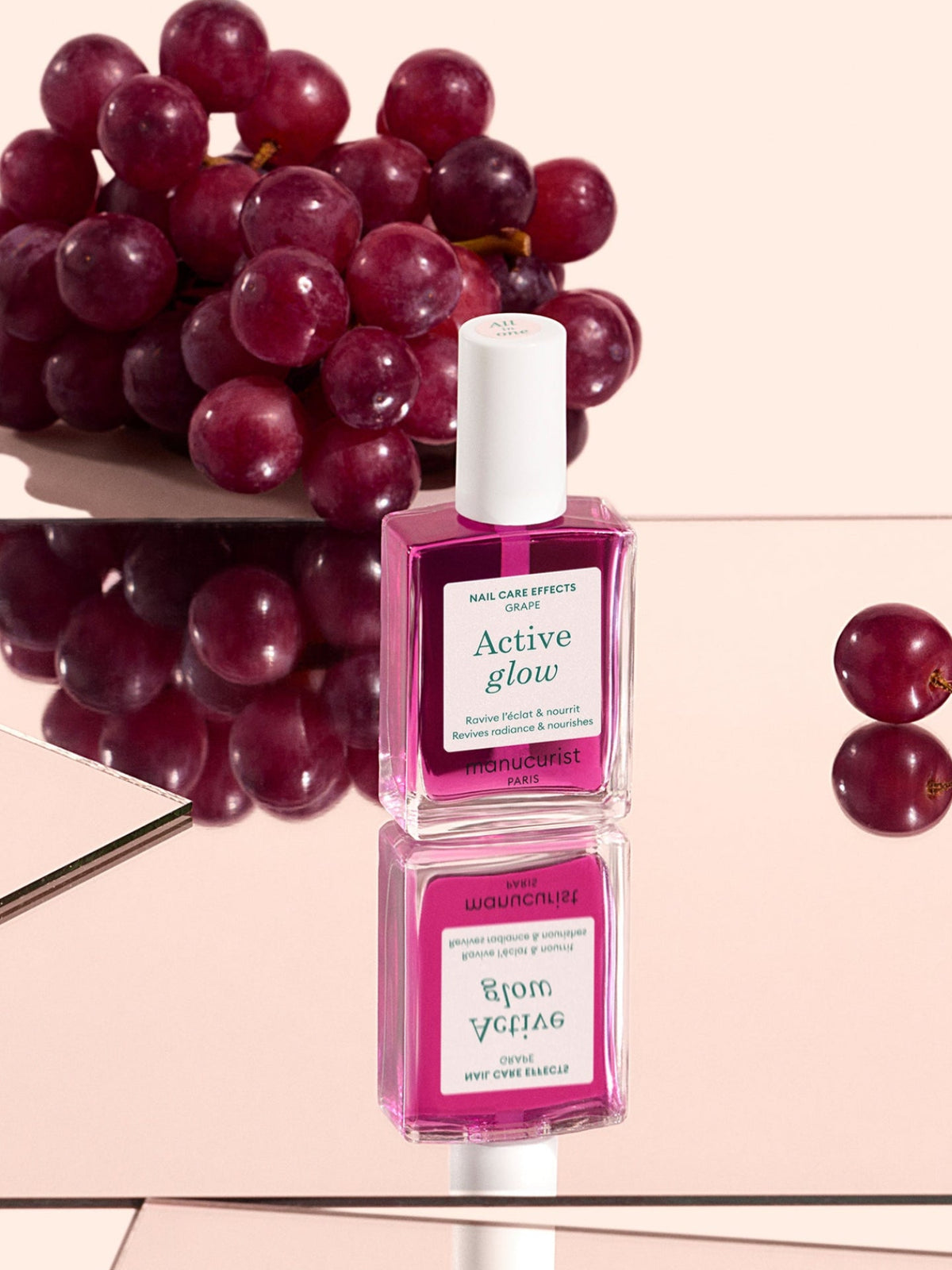 MANUCURIST Active Glow Grape nail care treatment with grapes