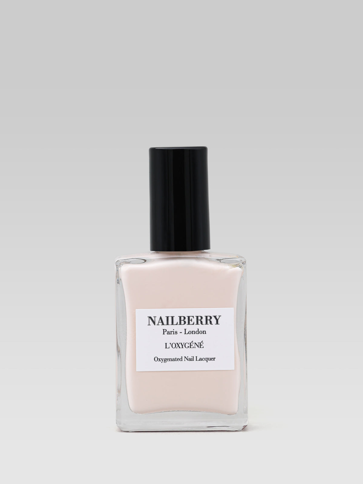 Nailberry L'Oxygéné Almond nude nail polish