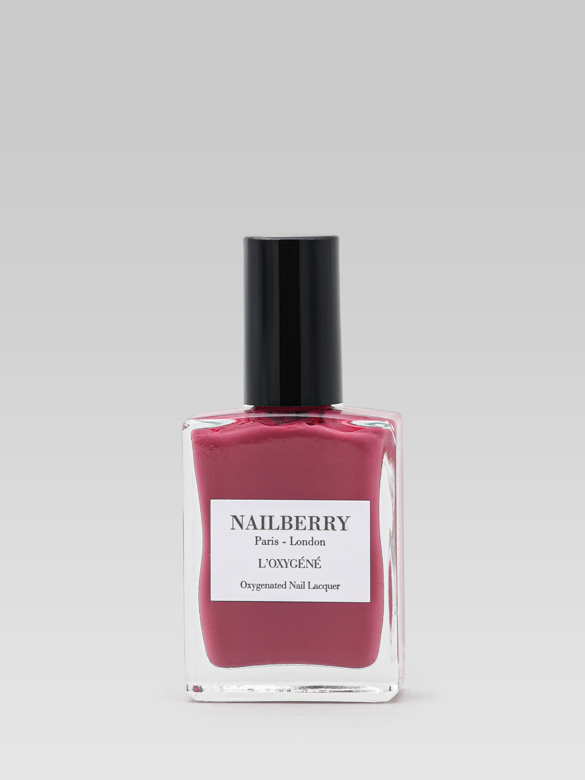 Nailberry L'Oxygéné Fashionista red nail polish