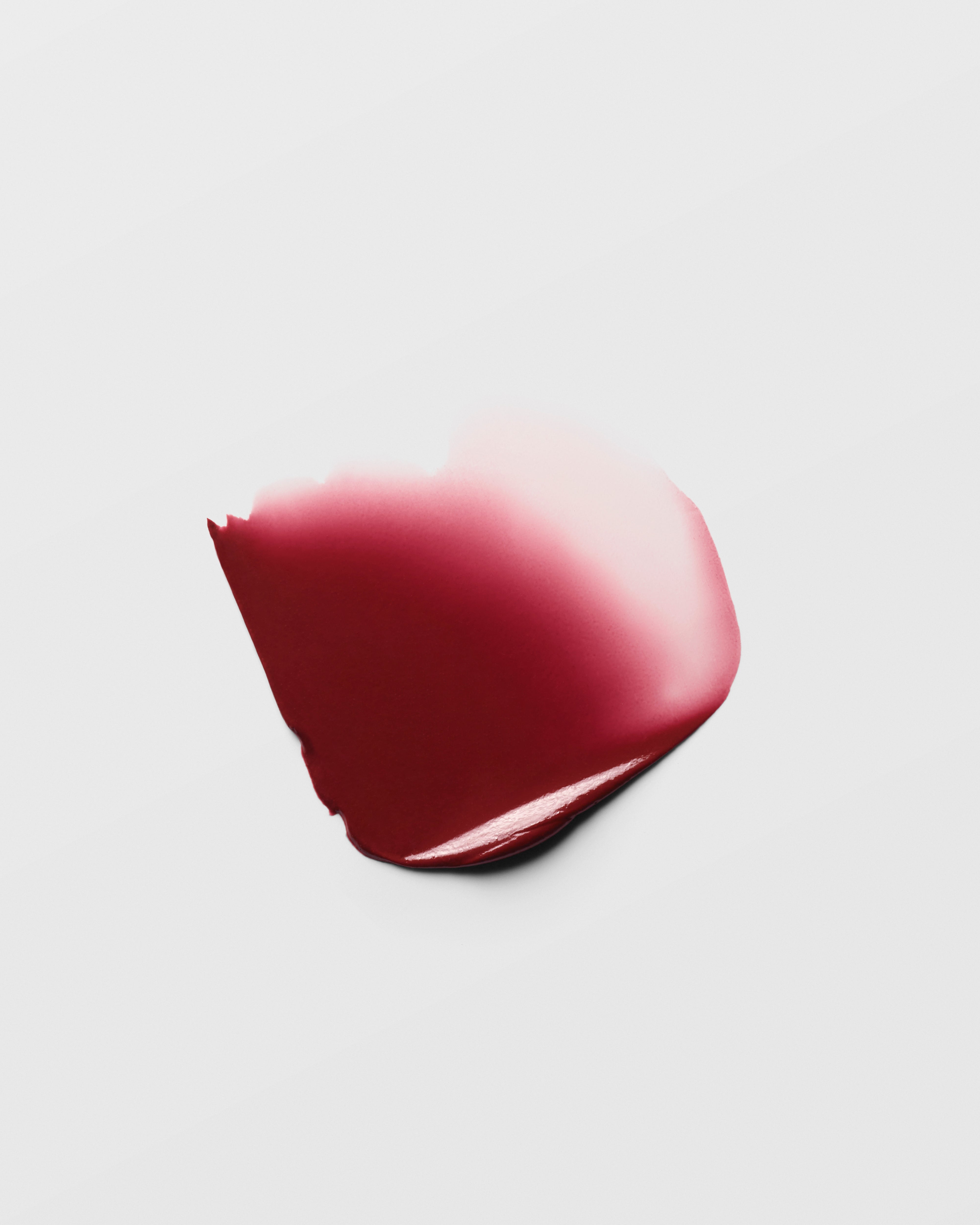 Video showcasing Westman Atelier HydroBalm Tinted Lipstick in shade glögg with close-up product views and lip color swatches.