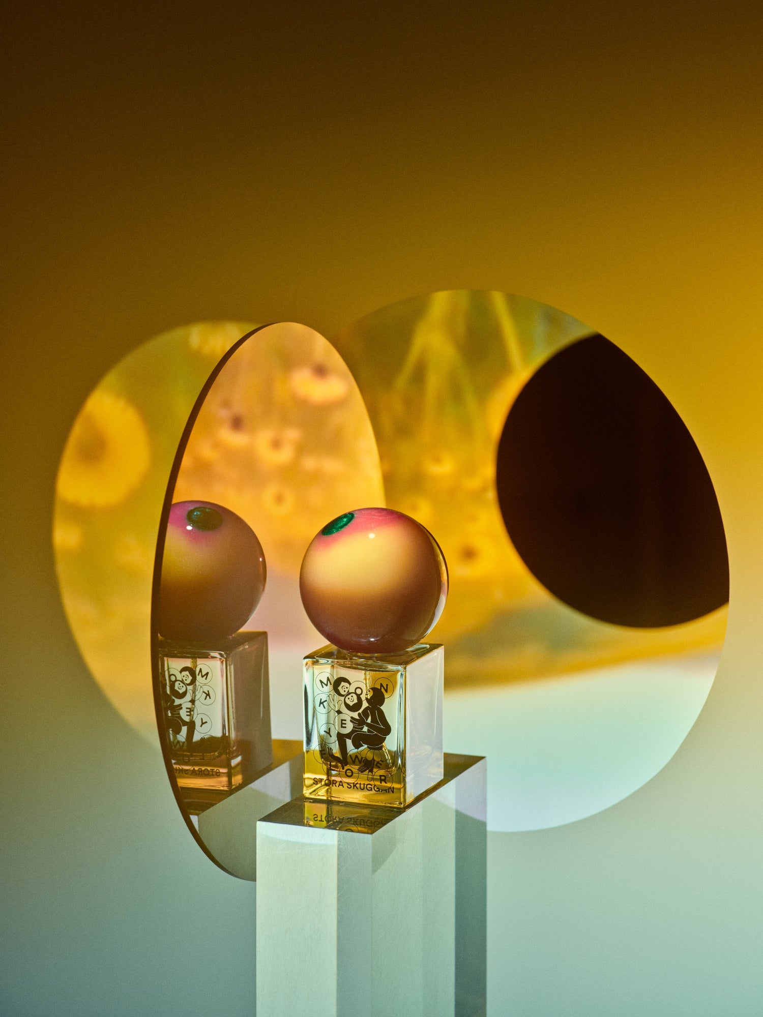 Stora Skuggan Moonflower perfume bottle with distinctive apple-shaped cap