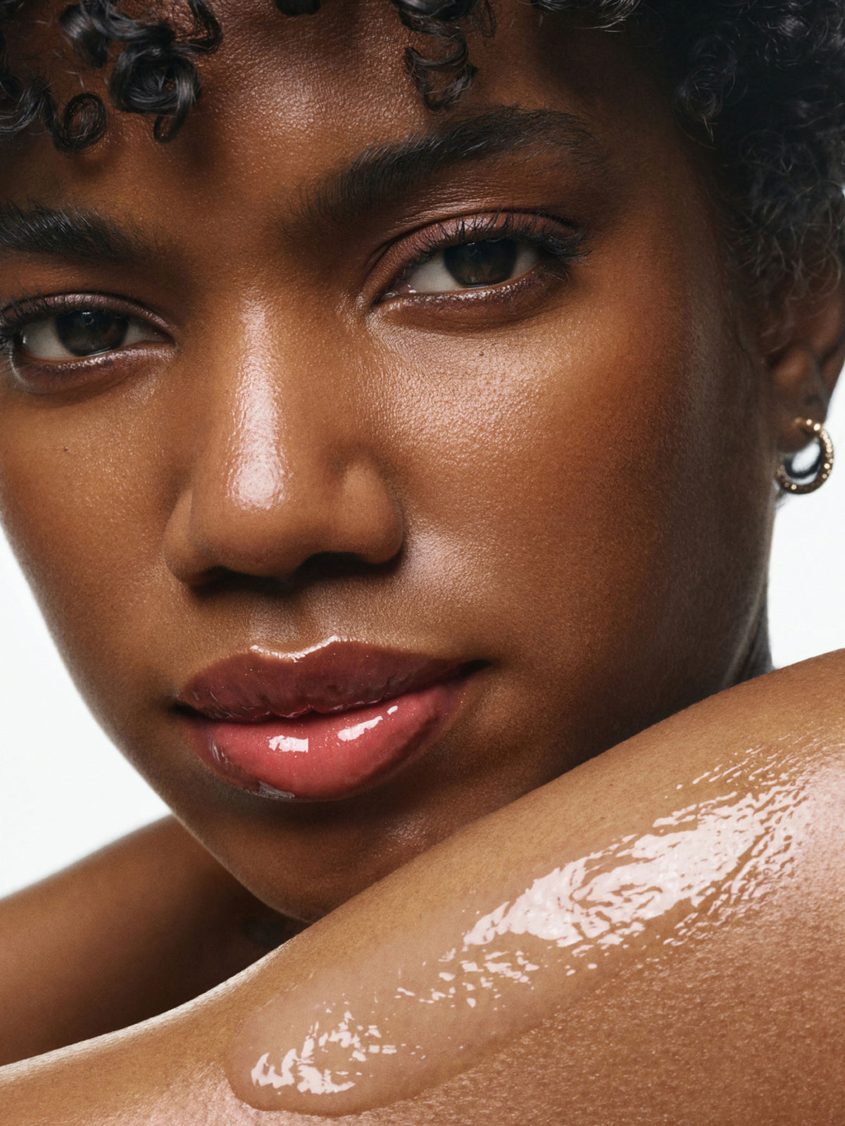 U Beauty Resurfacing Body Compound applied to skin