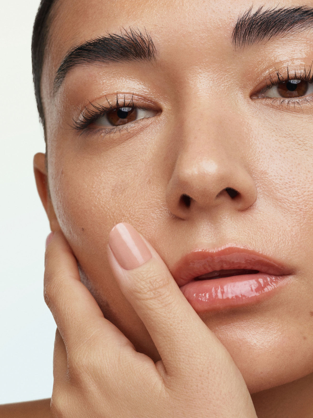 U Beauty The SUPER Intensive Face Oil applied to skin