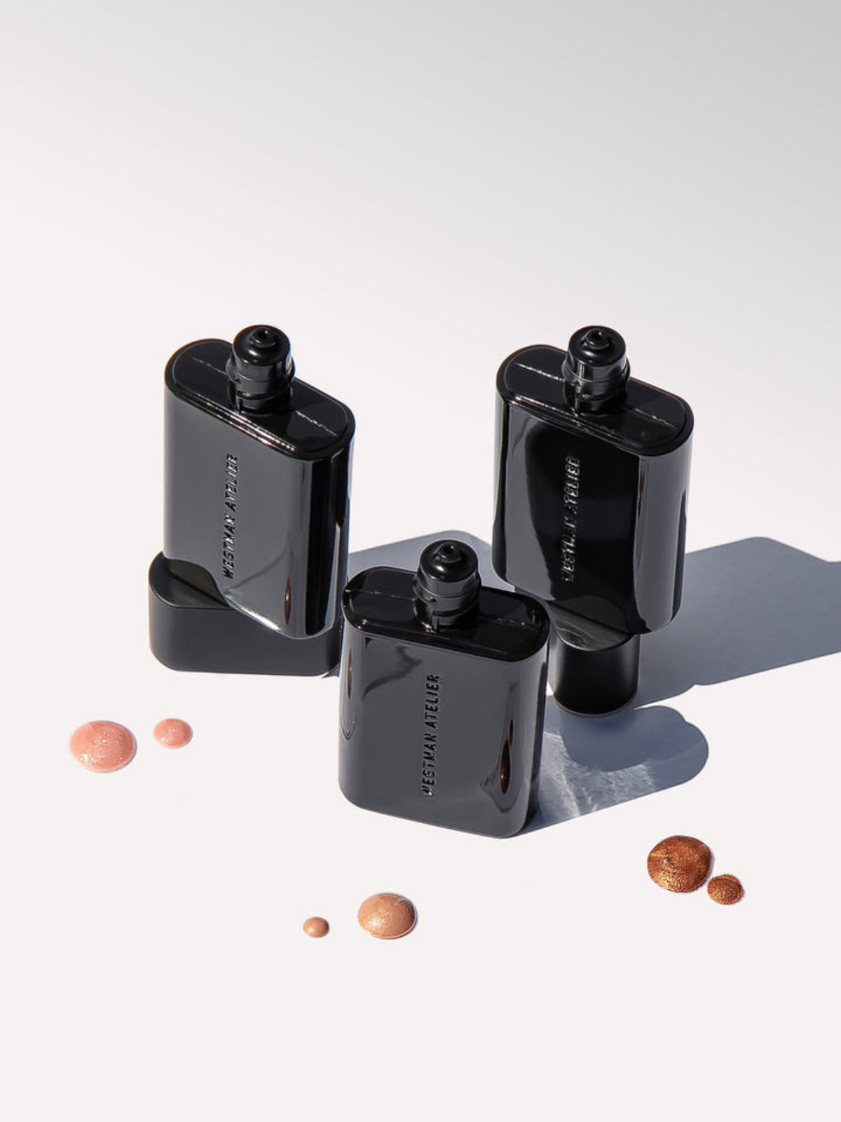 WESTMAN ATELIER Liquid Super Loaded Sheer Illuminator in Peau de Soleil lifestyle image